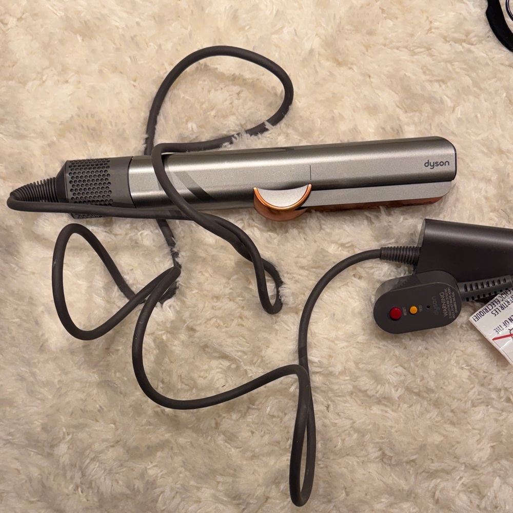Dyson Airstrait Silver and Black Hair Styler